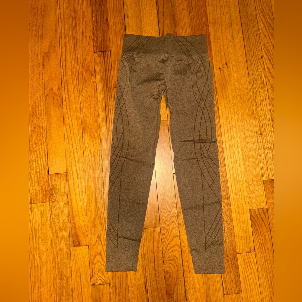 NVGTN Leggings